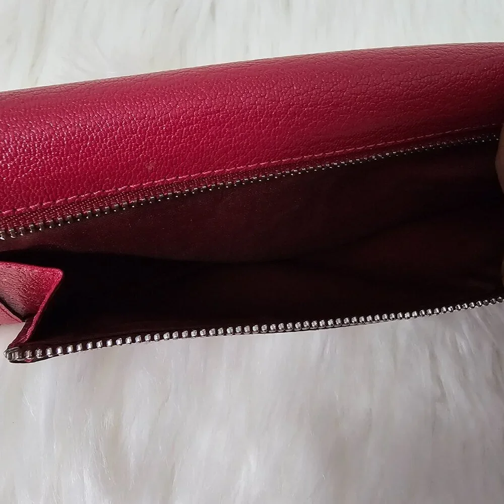 Loewe Pebble Leather Flap Snap Long Red Berry Bi-fold Clutch Continental Wallet